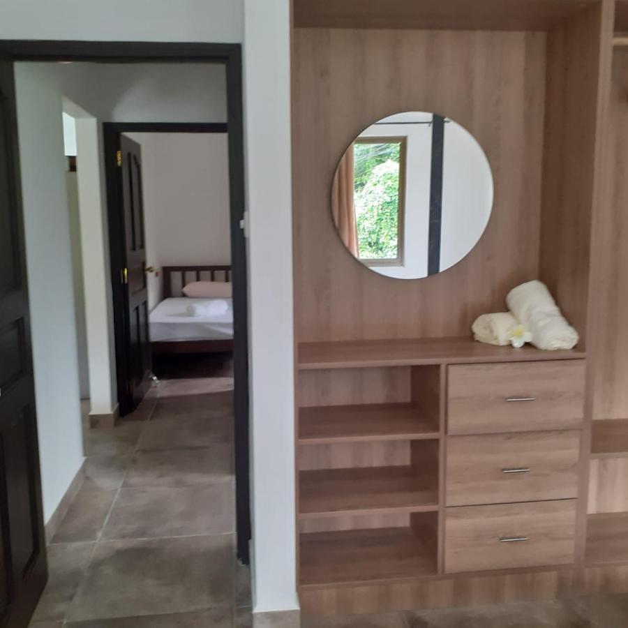 Riverside Mount Simpson Upper 보발롱 외부 사진